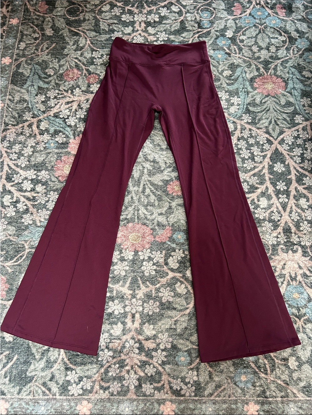 PINK/ Women’s High-Waist Flared Yoga Pants in Deep Plum